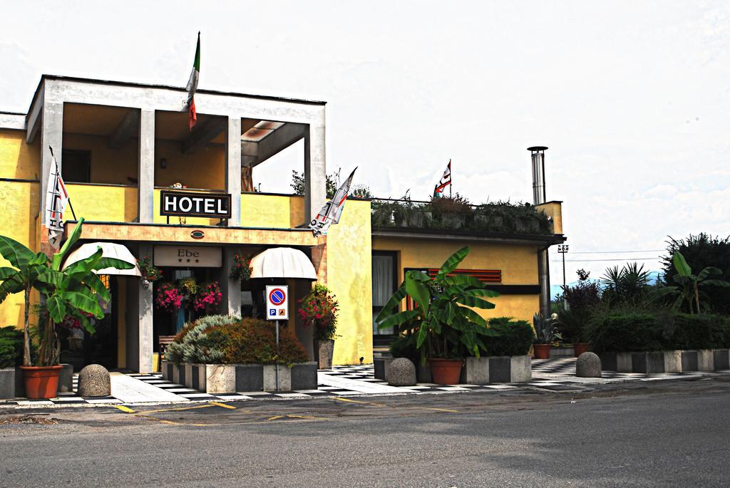 Hotel Ebe サン・ピエーロ・ア・シエーヴェ エクステリア 写真